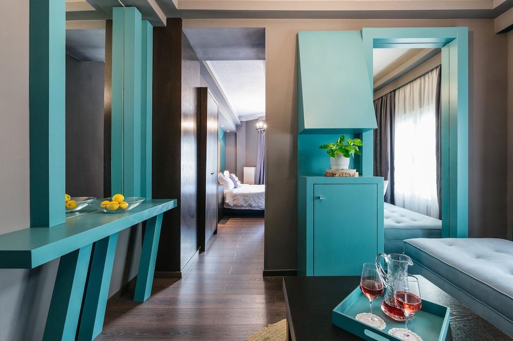 Ladadika Design Interior