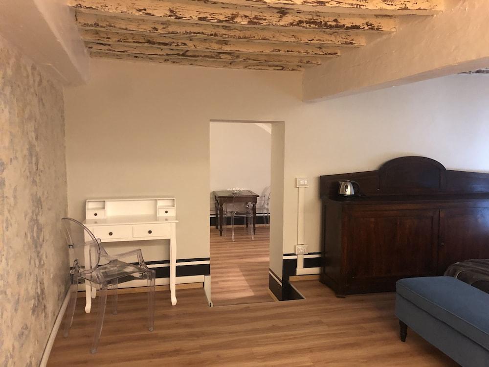 Vecchietti Mezzanino Room