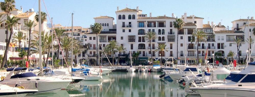 Harbour Club Aparthotel Duquesa Featured Image