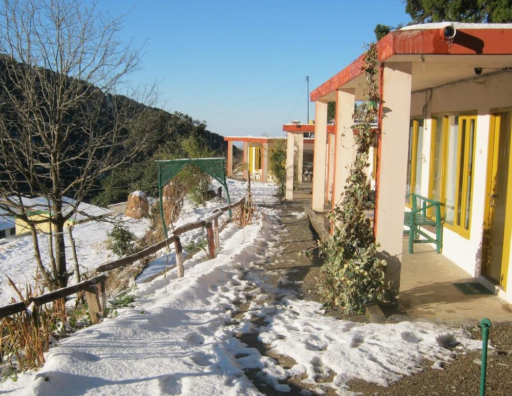 جاناردان ريزورت بانغوت