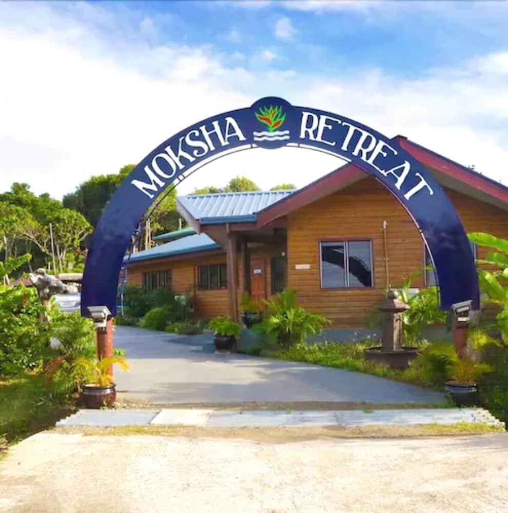Moksha Retreat