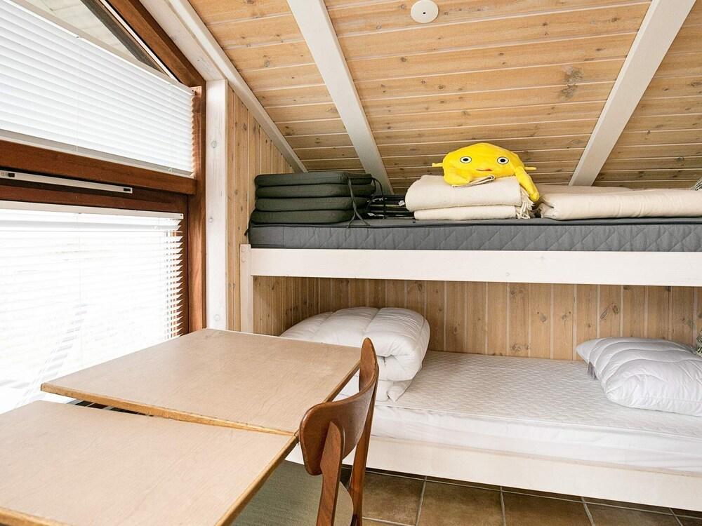 6 بيرسون هوليداي هوم إن لوجستور غرفة