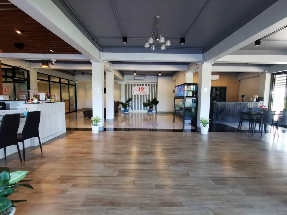 J2 Residence Chiang Rai Lobby