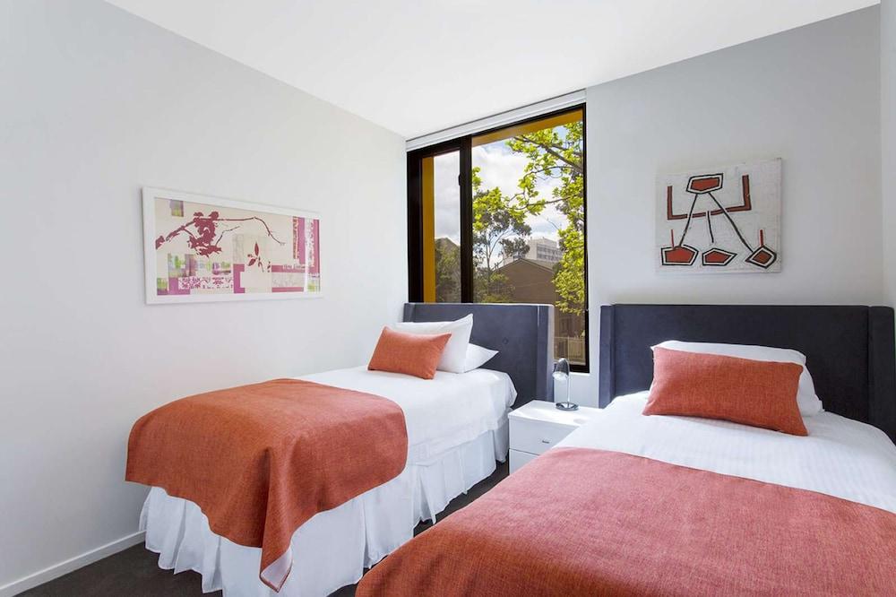 Style in the heart of Carlton Room