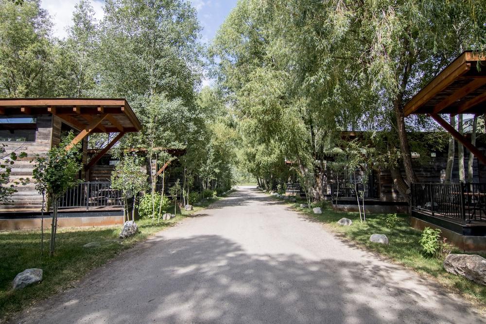 Fireside Resort Interior Entrance