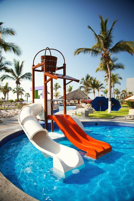 هوليداي إن ريزورت لوس كابوس أول إنكلوسف أخرى