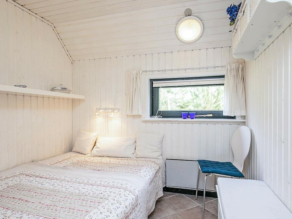 سيرين هوليداي هوم إن جوتلاند ويذ تيريس غرفة