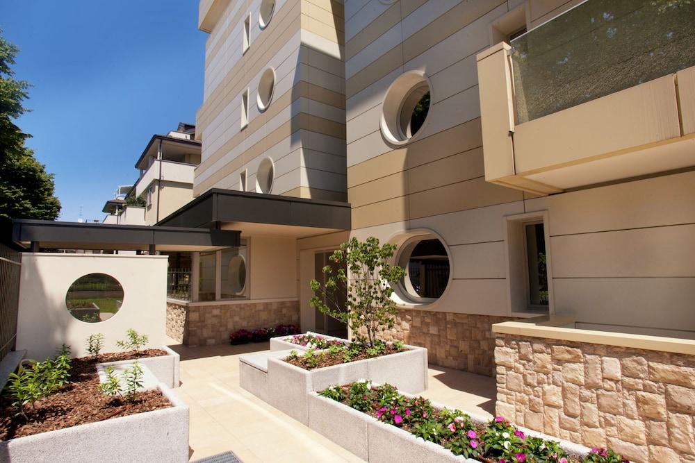 Residence Le Querce Exterior