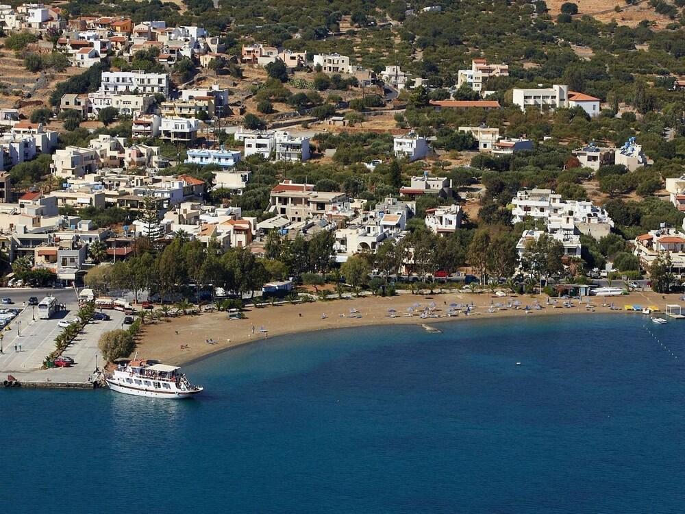 Newly Built Appartments, in Centre Elounda, Communual Large Pool, NE Coast Exterior