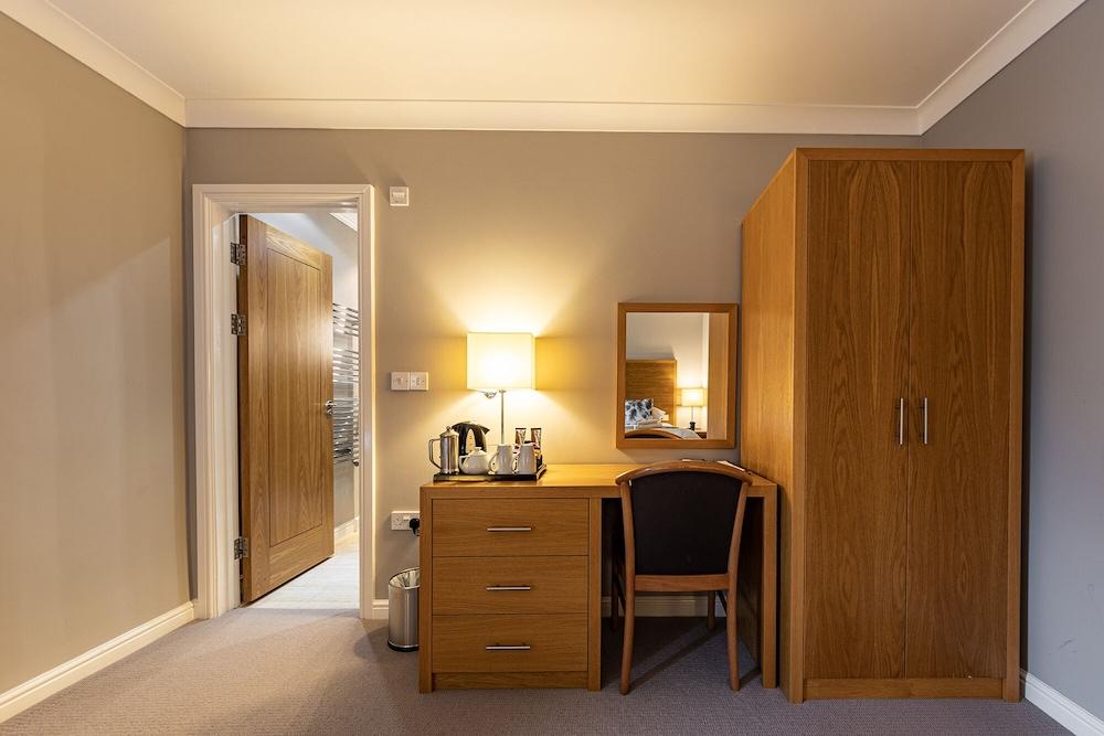 The Crossways Room