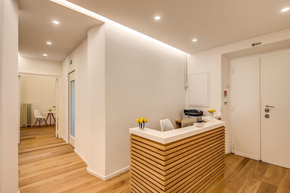 Dopodomani Suite Reception