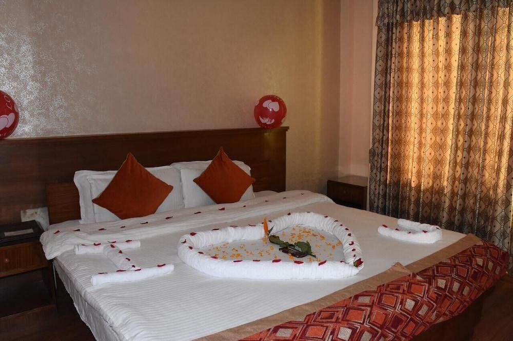 Bojinee Nagarkot Resort Room