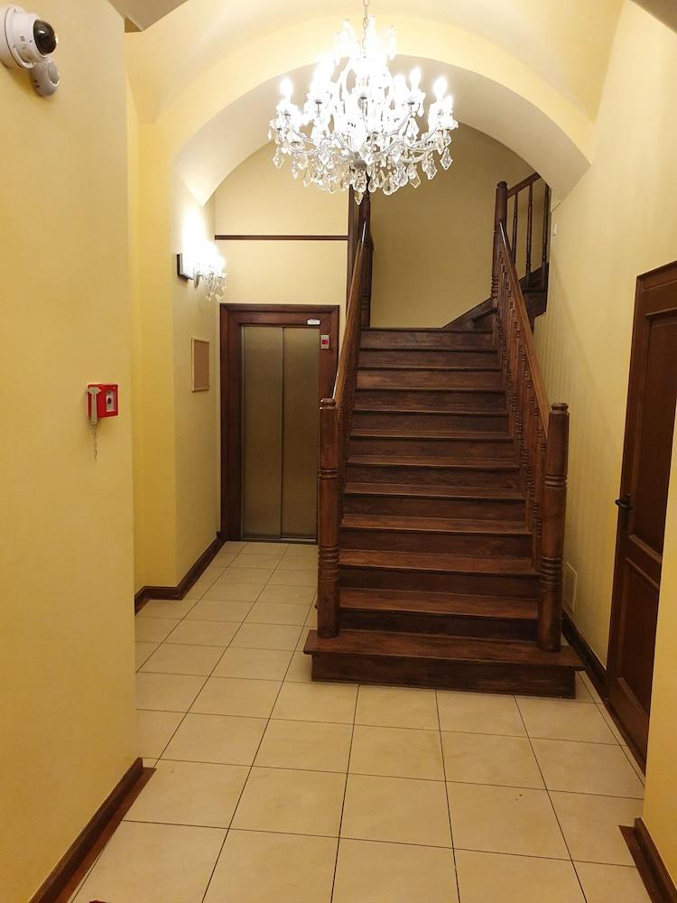 Exclusive Loft Main Square AC p4you pl Interior Entrance