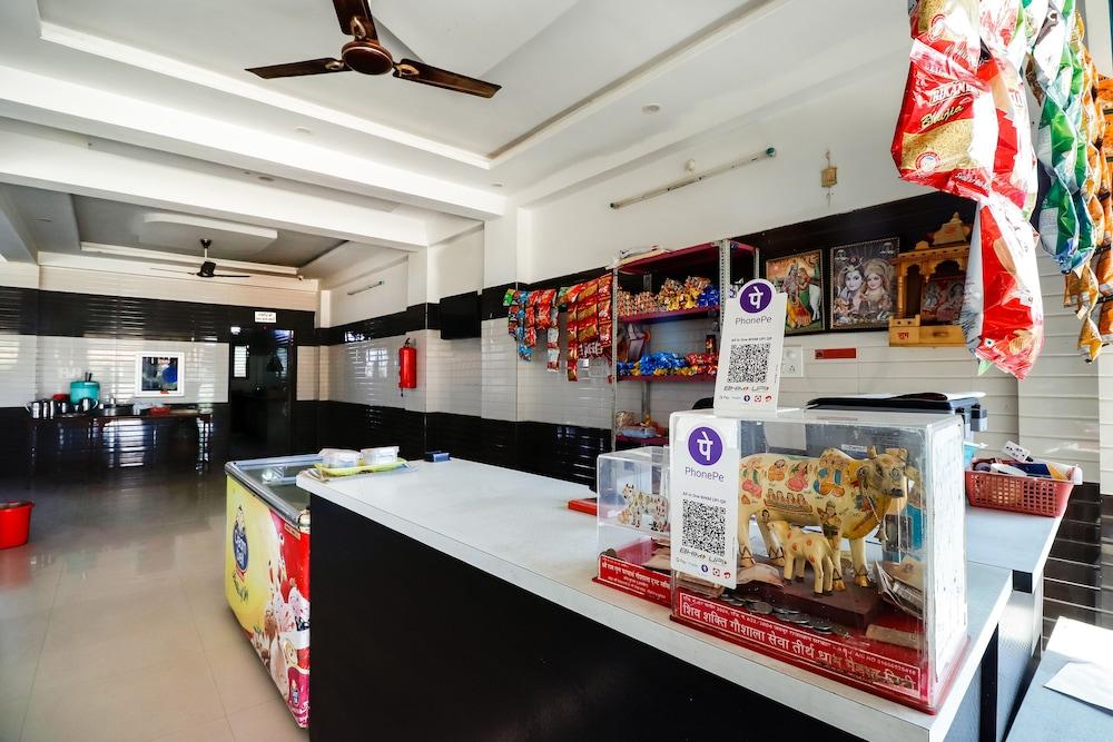 SPOT ON 48398 Shree Deep Hotel Pushkar Reception