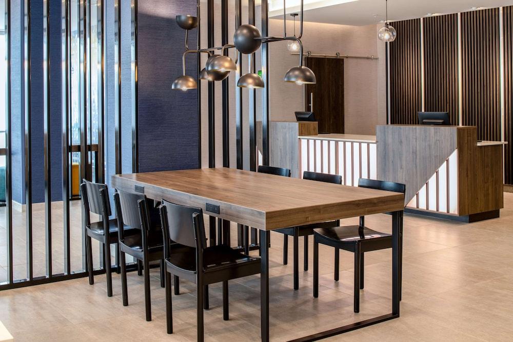 لا كينتا إن آند سويتس باي ويندام سبوكين داون تاون الردهة