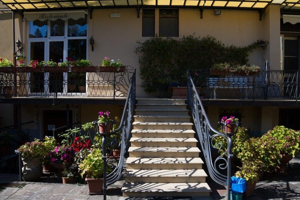Albergo Amici Exterior
