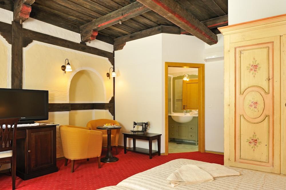 Gostilna Lectar Room