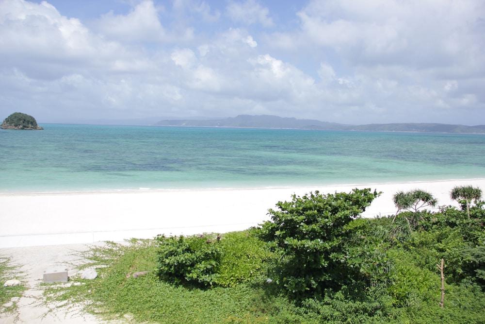 Condominium Uminchu No Yado Beach