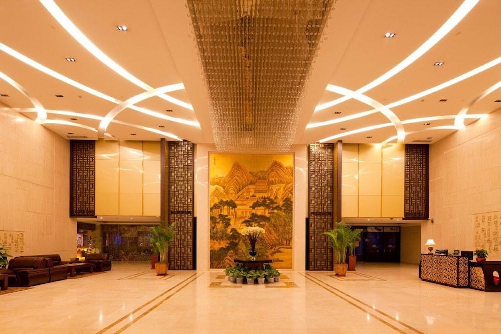 Wangfujing Xin Xiang Ya Yuan Apartment Lobby