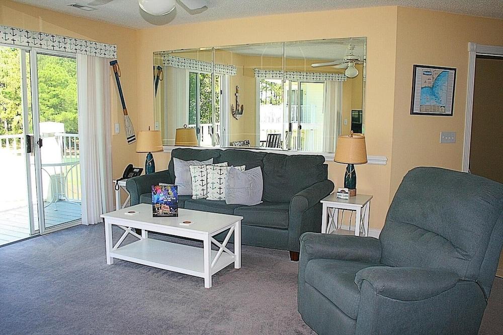 Brunswick Plantation Golf View Villa 1107 With Full Kitchen in Calabash by Redawning