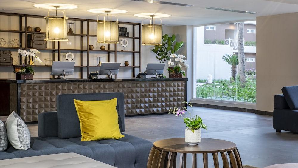 بي لايف كوليكشن بونتا كانا - للبالغين فقط الردهة