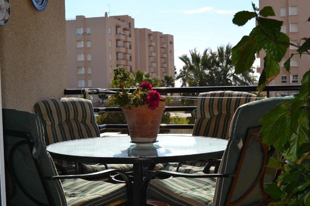 أبارتامنتو فاكاثيونيس إن إل مار الصورة الأساسية