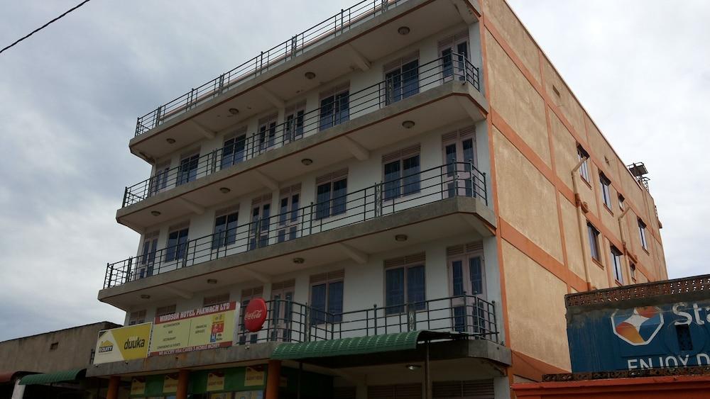 Windsor Hotel Pakwach