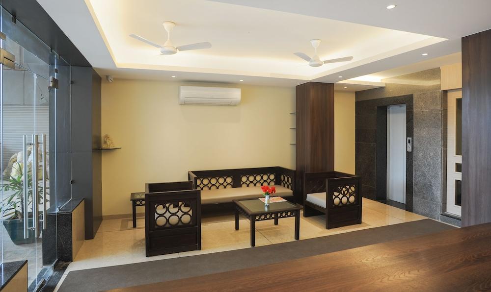 Treebo Balaji Residency Lobby