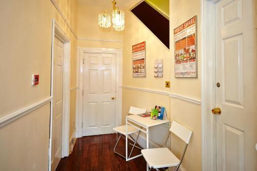 Easyroomlet Others
