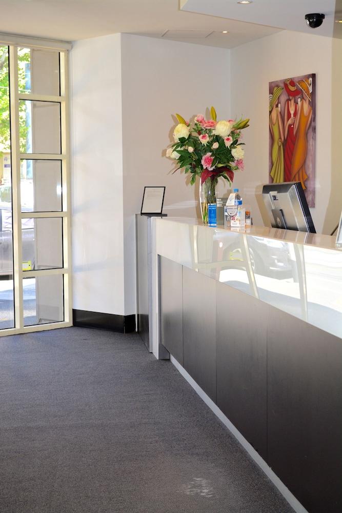 Quest on Chapel Reception