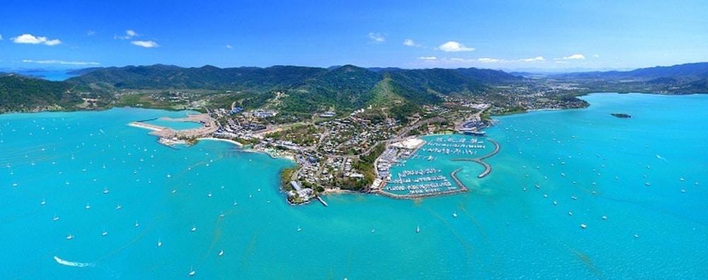Whitsunday Reflections Apartments Aerial View