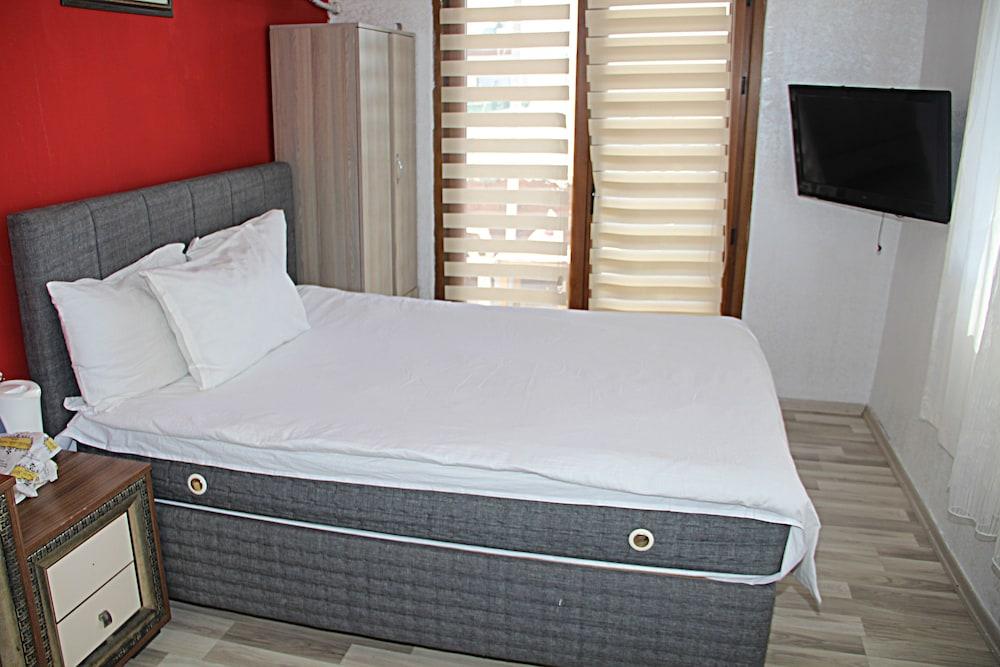 Sultanahmet Endless Hotel Room