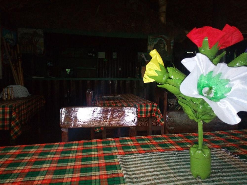 Bwindi View Lodge & Camp Site Breakfast Area