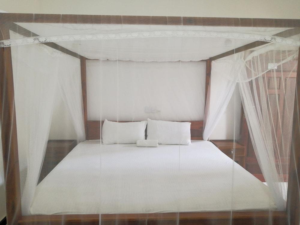 Crocus Resort Room