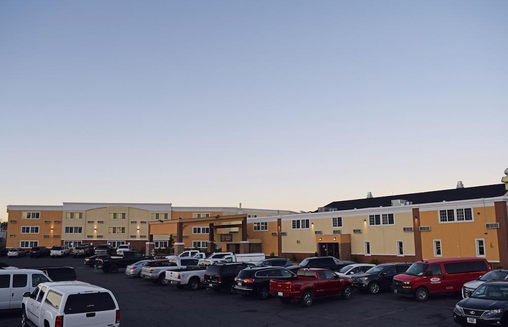 Clarion Hotel Rock Springs - Green River