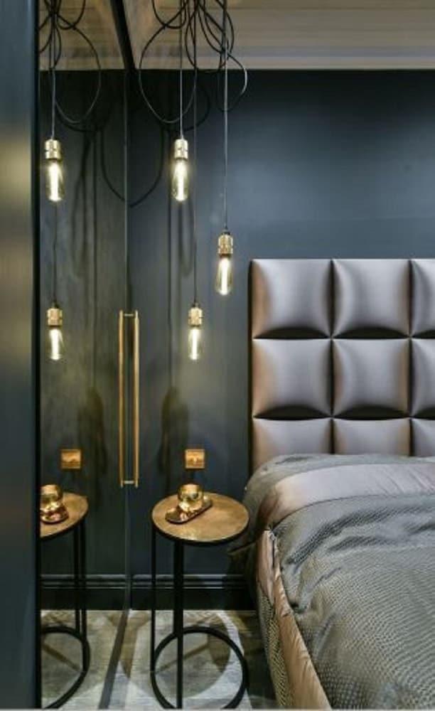 The London Agent Fulham Pied-a-Terre Room