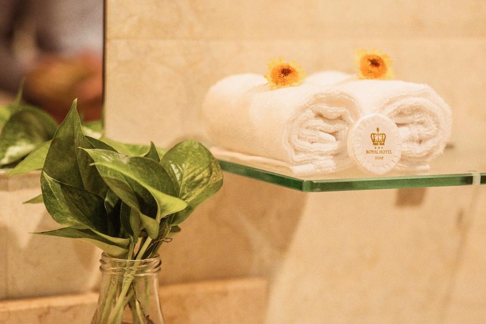 رويال نين بين هوتل وسائل الراحة داخل الحمام