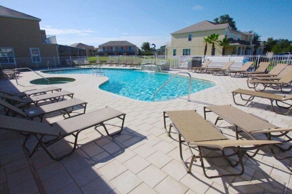 17413sb - Serenity Waterslide