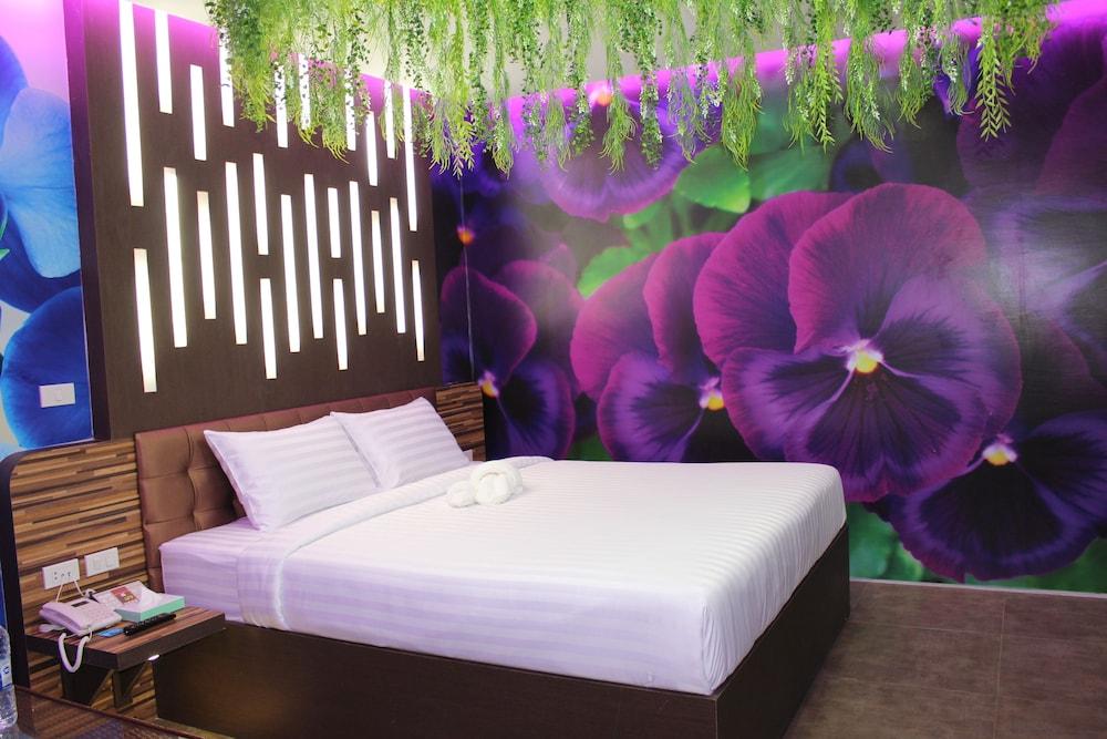 Sweety Resort Room