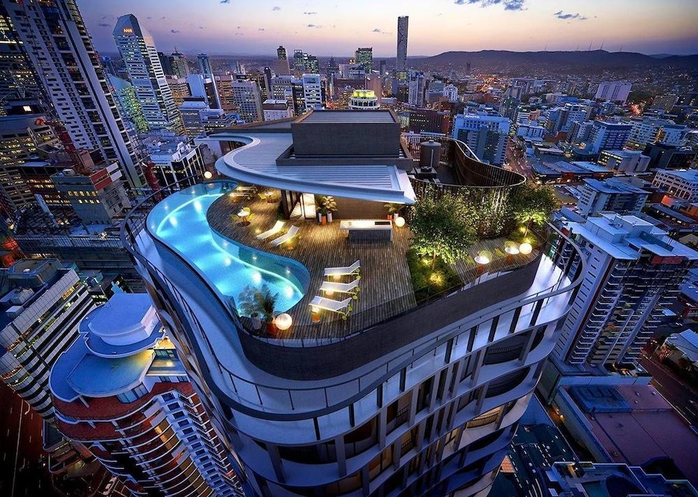 Heart OF CBD Amazing View Pool& GYM Qbn550-16 Waterslide