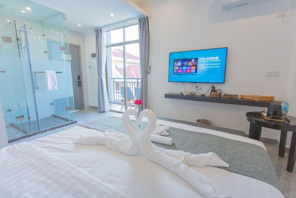 Begonia Resort Room