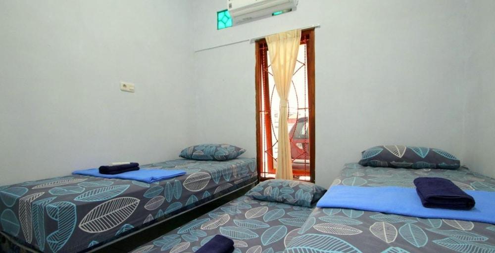 D'Java Homestay Seturan by The GrandJava Room