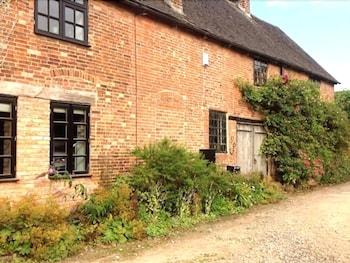 Smithy Studio Bed and Breakfast Property Grounds