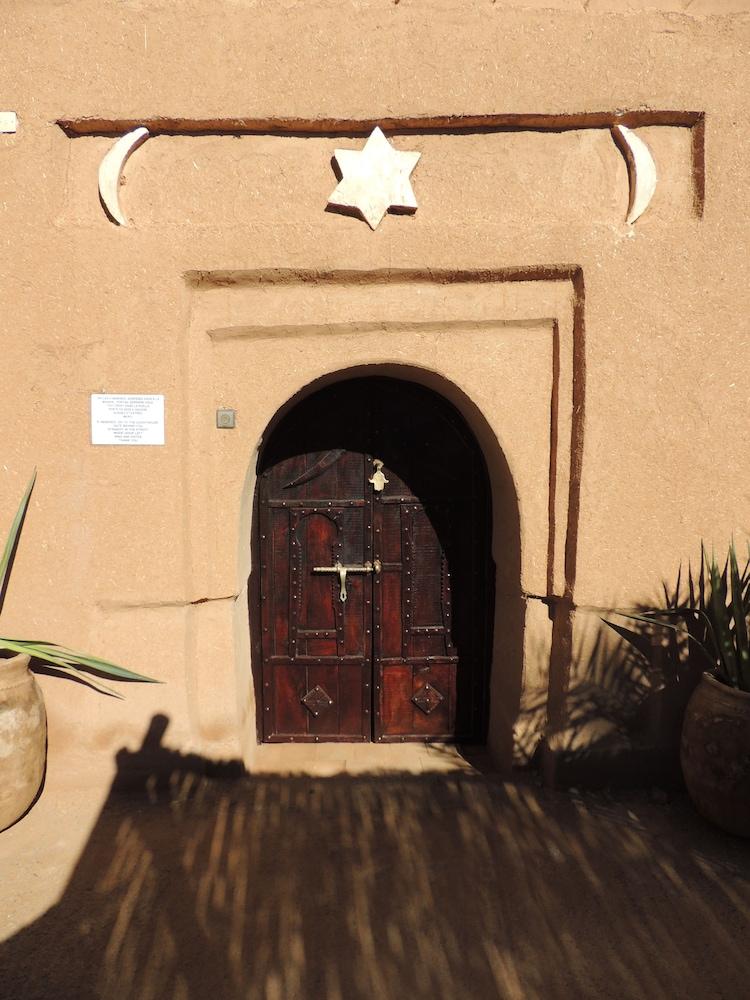 Dar Qamar Reception