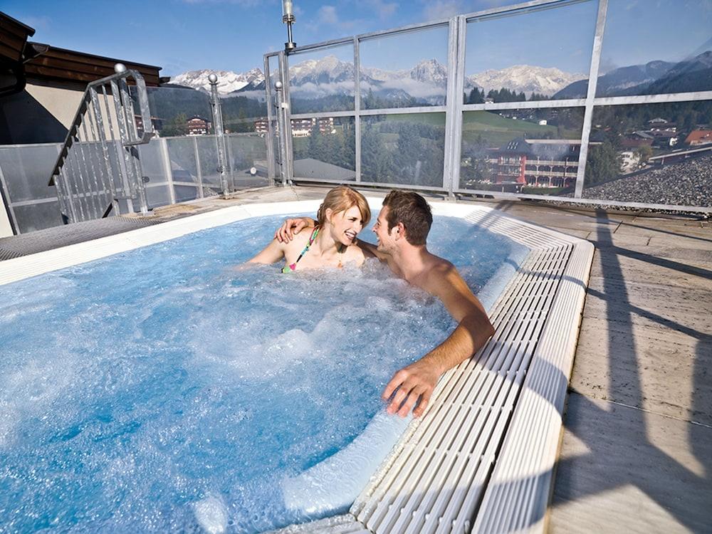 Das Kaltschmid Rooftop Pool