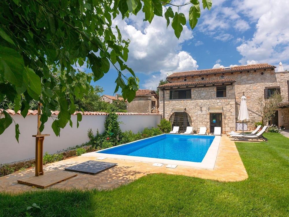 Charming Holiday Home With Private Pool Near Porec and the Beach Featured Image