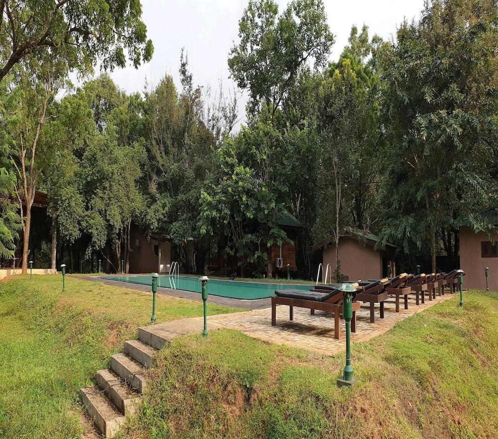 Eighth Wonder Resort Property Grounds