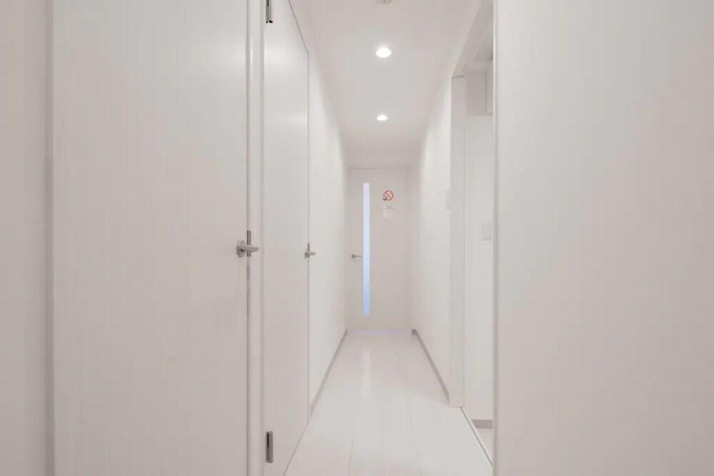 Hatch NAGAHORI 802 Room