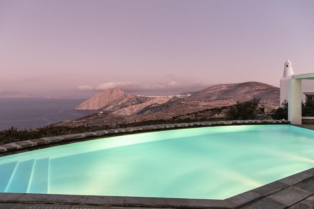 Provalma Outdoor Pool