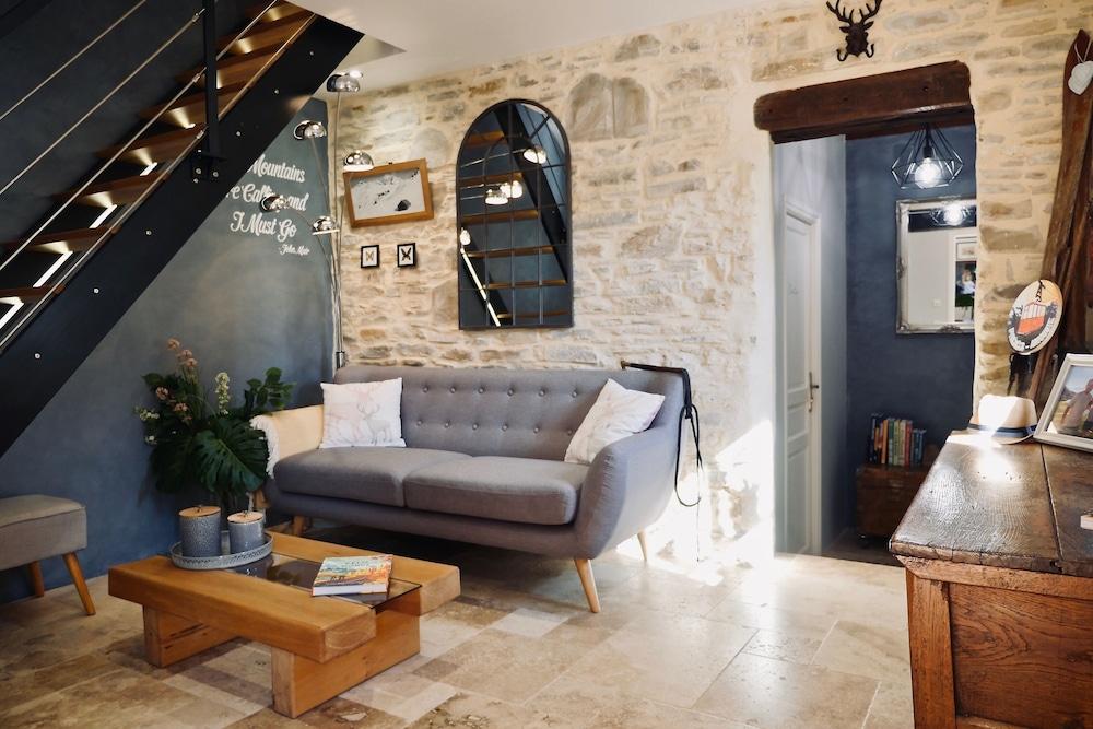 شامبر دوت سيكري بيريني منطقة الانتظار في الردهة